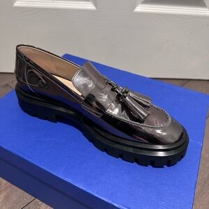 Never Worn/ New Stuart Weitzman Metallic Loafer size 8